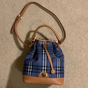 AUTHENTIC BURBERRY BAG!!